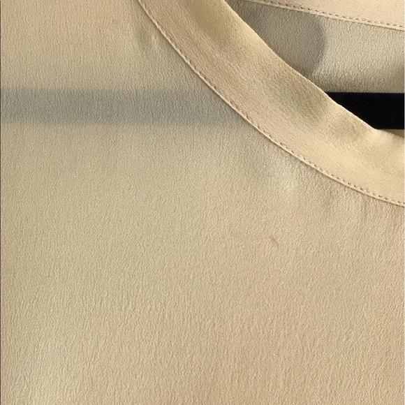 Pale yellow silk dress. Sooooo dreamy. Pomandere - Picture 4 of 7